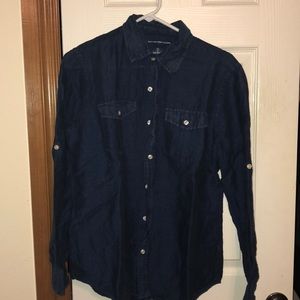 Men’s Old Navy longsleeved shirt